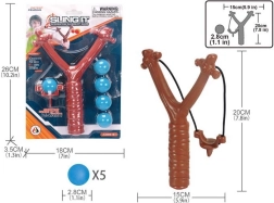 Schleuder mit fünf Bällen
