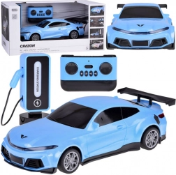 RC-Rennauto mit Ladestation und bunter Beleuchtung