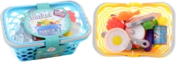 Korb mit Geschirr und Lebensmitteln für Kinder