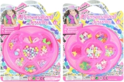 Perlen in verschiedenen Formen und Größen