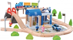 Holzeisenbahn mit Polizeistation und Brücke