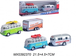 Minibus mit Anhänger