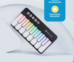 Schwarzes Mini-Klavier für Kinder