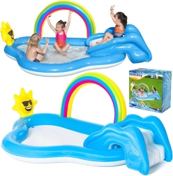 Bunter Kinderpool mit Regenbogen und Sonne