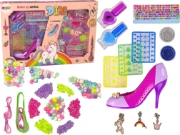 Nagel- und Schmuckset bunt