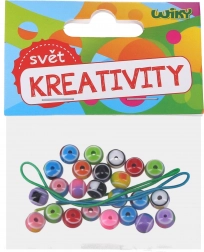 Bunte Perlen mit Schnur