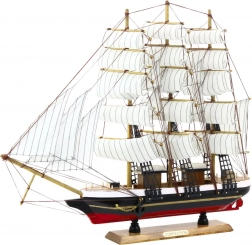Dekoratives Drei-Mast-Segelschiff - Modell zur Ausstellung