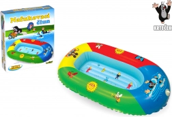 Aufblasbares Kinderboot mit dem kleinen Maulwurf