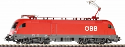 Elektrische Lokomotive Taurus ÖBB mit zwei Pantografen H0