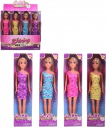 Puppe in eleganten Kleidern