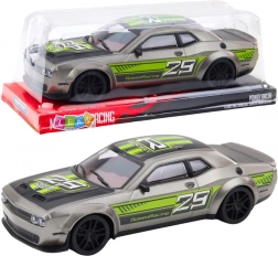 Sportwagen mit Heckantrieb silber-grün