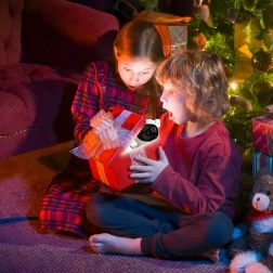 Astronaut Sternenprojektor mit Fernbedienung – Nachtlicht fürs Kinderzimmer