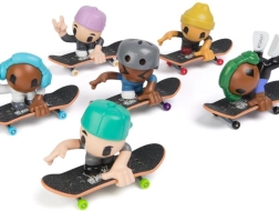 Tech Deck Sk8 Crew Fingerboard mit Figur
