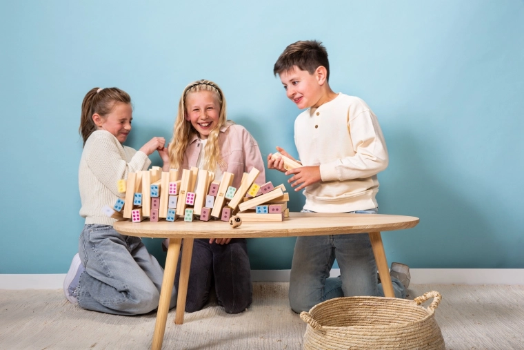 Holzteile für gemeinsamen Spielspaß