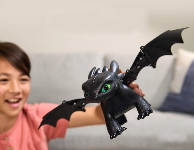 Bewegliche Flügel für actionreiche Flüge