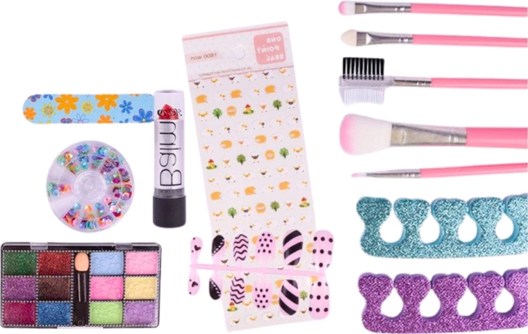 Alles für die kleine Visagistin an einem Ort