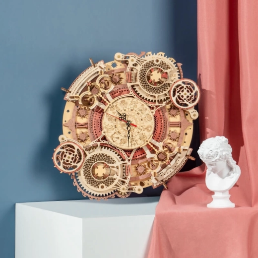 Beeindruckendes, von einer Zeitmaschine inspiriertes Design
