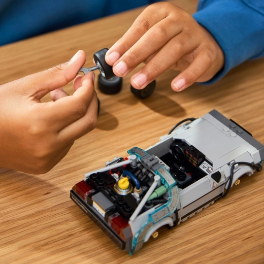 Authentische Details und flüssiger Bau