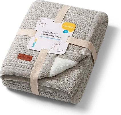 Universaldecke fürs Babybett, den Kinderwagen und die Babyschale