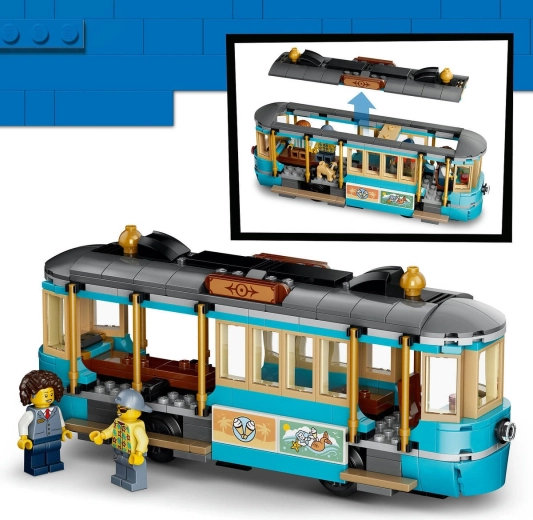 Straßenbahn mit liebevollen Details