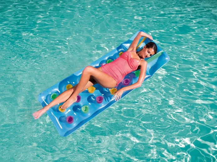 Integriertes Kopfkissen für maximalen Komfort