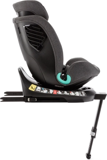 Sichere Installation: ISOFIX + Stützfuß