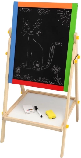 Praktisches Ablagefach und Zubehör griffbereit