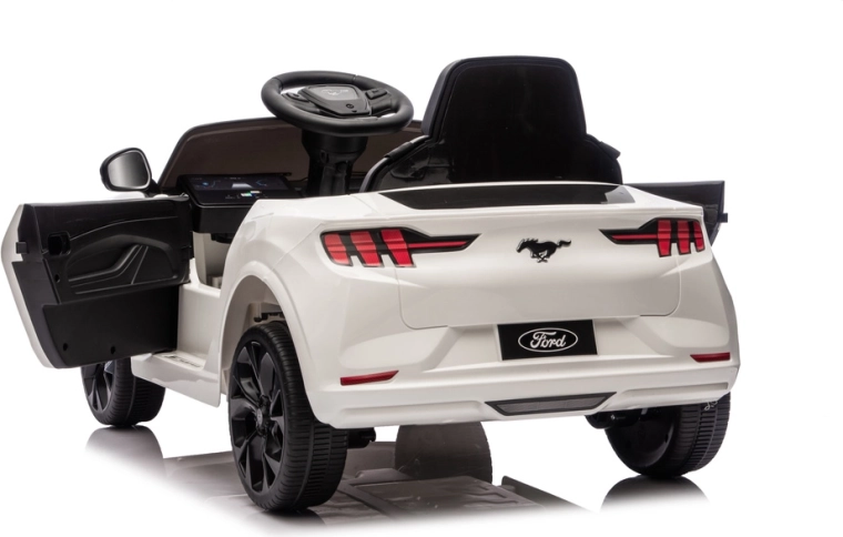 Öffnende Türen für leichtes Einsteigen