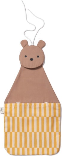 Verspielter Teddybär fürs Kinderzimmer