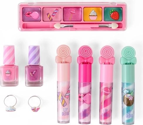 Alles für das erste Schminken an einem Ort