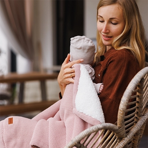 Vielseitige Decke fürs Babybett, den Kinderwagen und den Autositz