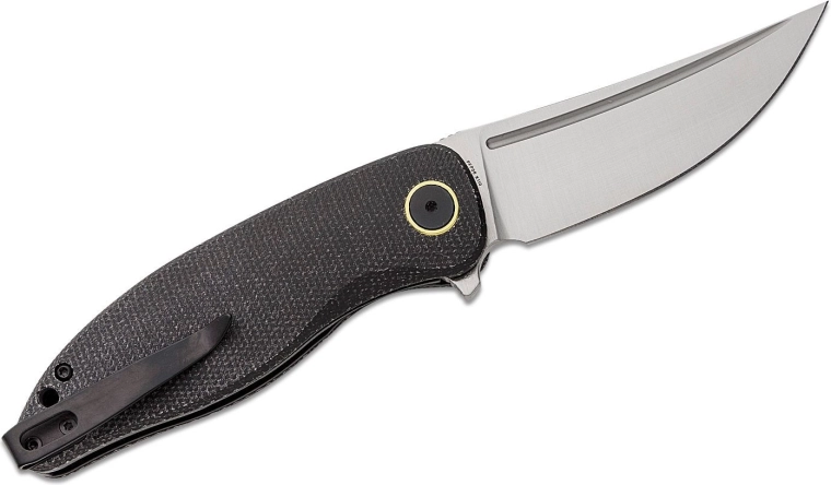 Robuste Klinge aus K110-Stahl