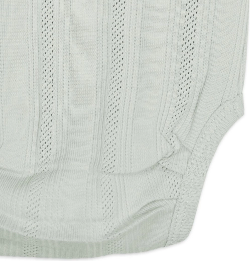 Pointelle-Strick mit modernem Look