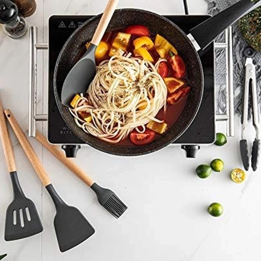 Schonendes Silikon für antihaftbeschichtetes Kochgeschirr