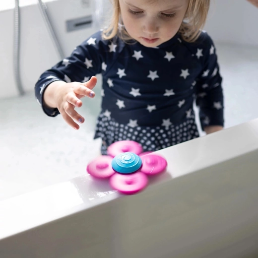 Spielspaß in der Wanne und auf dem Trockenen