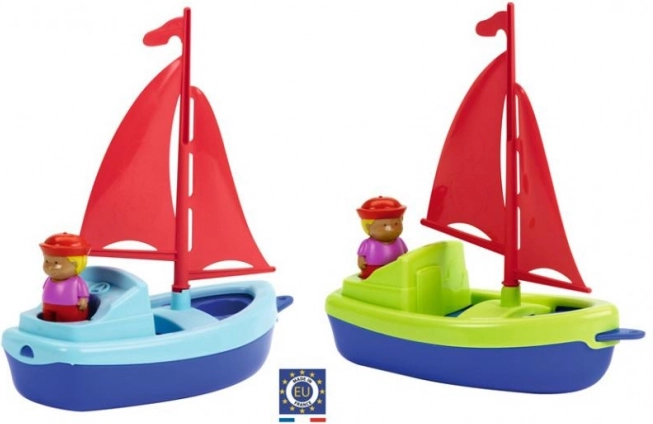 Plastik-Segelboot für Wasser mit Seemann 22,5 cm