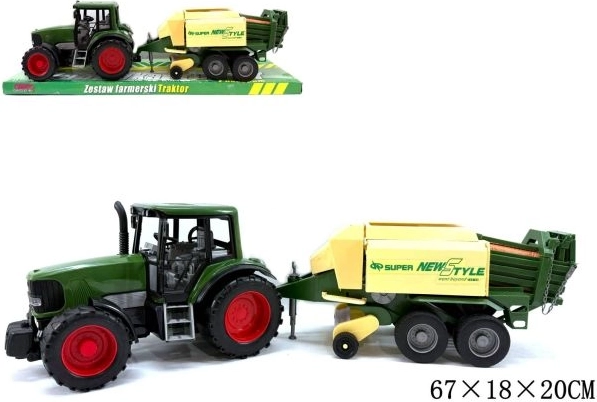 Traktor mit landwirtschaftlicher Maschine