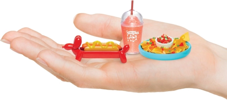 Sammel-Überraschungen in jeder Kugel