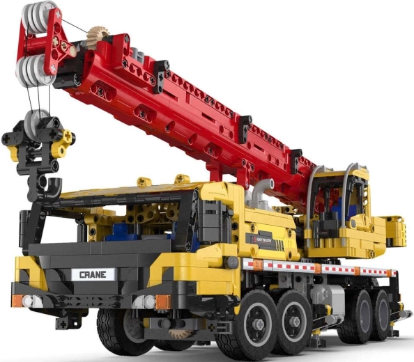 Teleskopausleger mit Winde und Haken