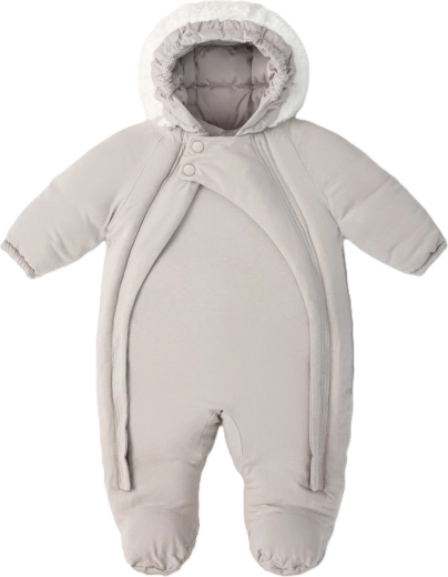 Einfaches Anziehen des Babys