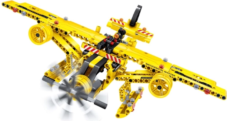 Gleiter mit drehbarem Propeller