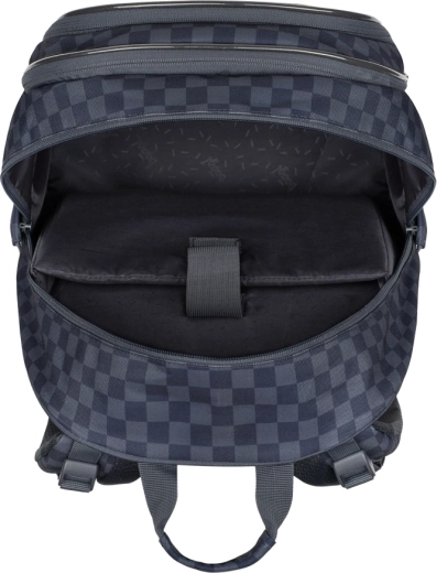 Clevere Organisation und Fach für 15"-Laptop