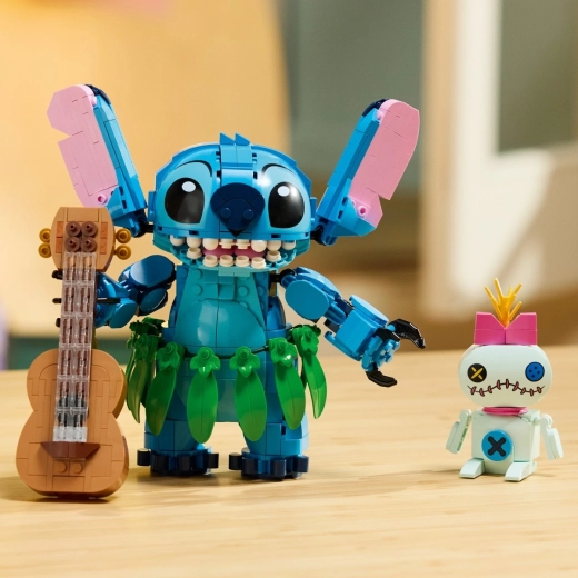 Verstellbarer Stitch als Deko fürs Zimmer