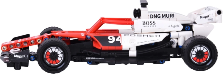 Realistischer Look mit Aufklebern