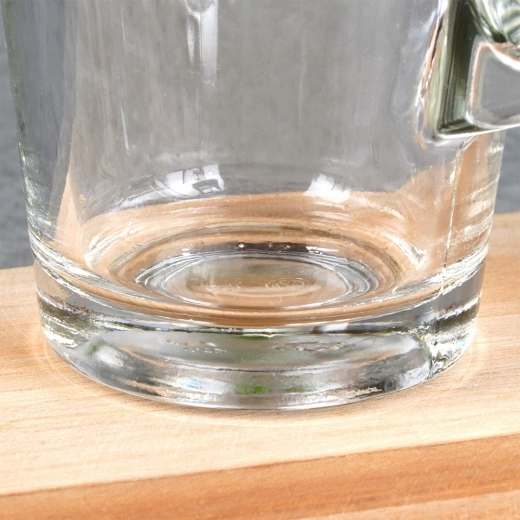 Robustes dickwandiges Glas