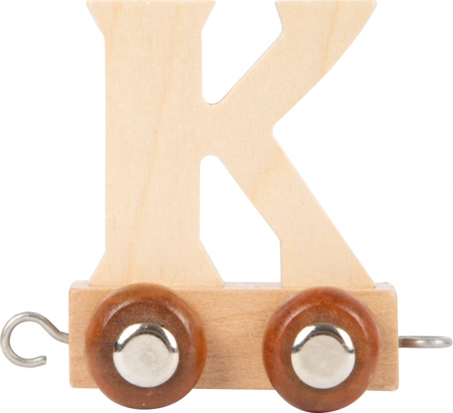 Holzwaggon mit dem Buchstaben K für die Holzeisenbahn small foot