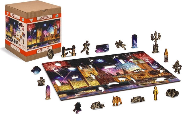 Holzpuzzle London bei Nacht mit Feuerwerk