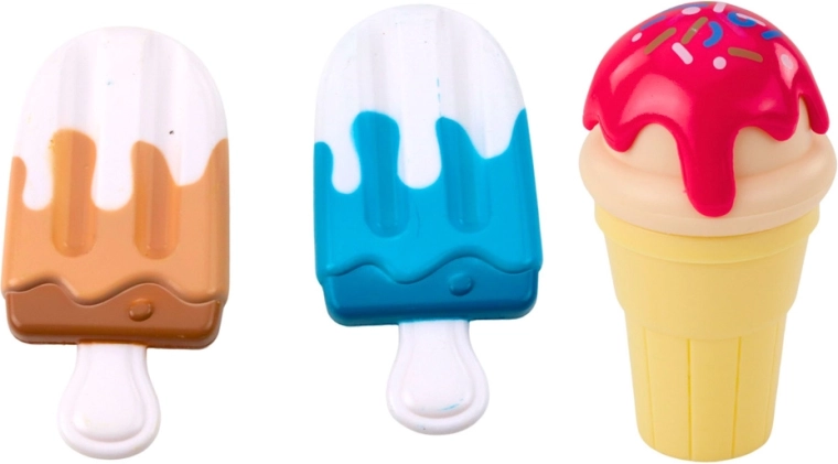 Realistische Eis am Stiel und Waffeln für eine echte „Eisdiele“