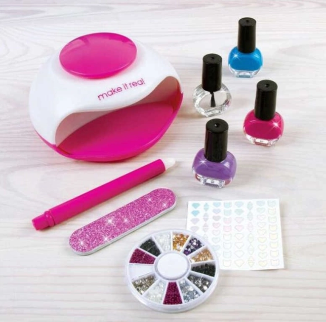 Make It Real Glitzerndes Nagelstudio