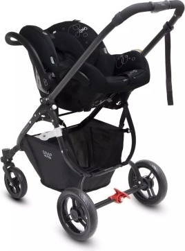 Nahtloser Übergang vom Auto zum Kinderwagen
